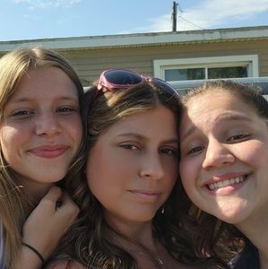 Meet your Posher, Molly